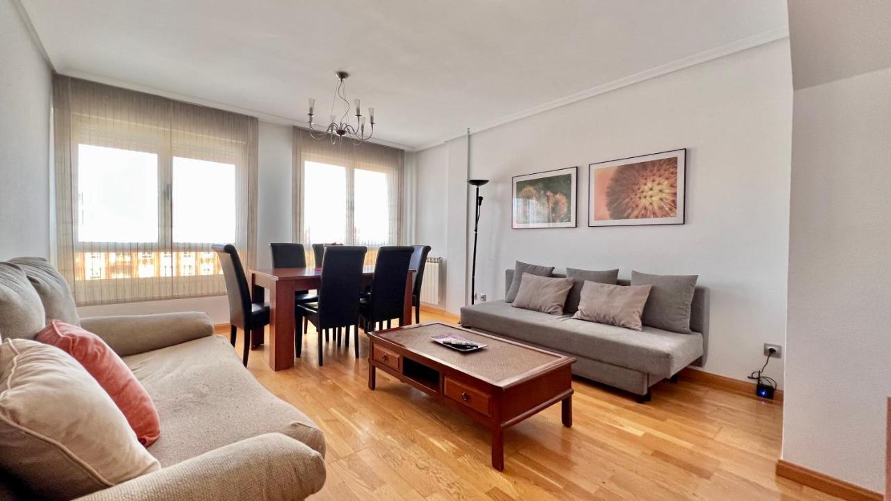 Housingleon - Conde Duplex Con Garaje Gratuito Apartment Екстериор снимка